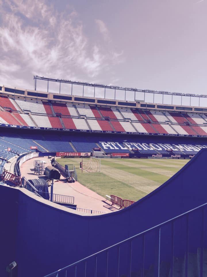 FA82Oficial's tweet photo. 56 años de leyenda inmortal. Siempre estarás en nuestro recuerdo, viejo amigo. ¡ETERNO CALDERÓN! https://t.co/gfAxIYQb2I