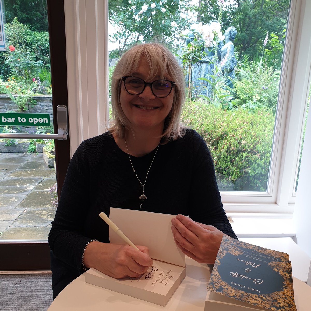 pauline clooney tweet media