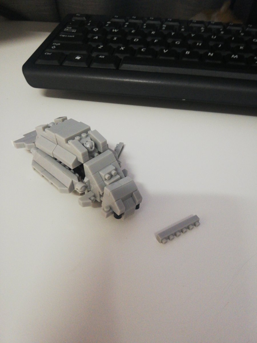 grumbusOFFICIAL's tweet photo. isopod built. https://t.co/HRDHl5hP2q