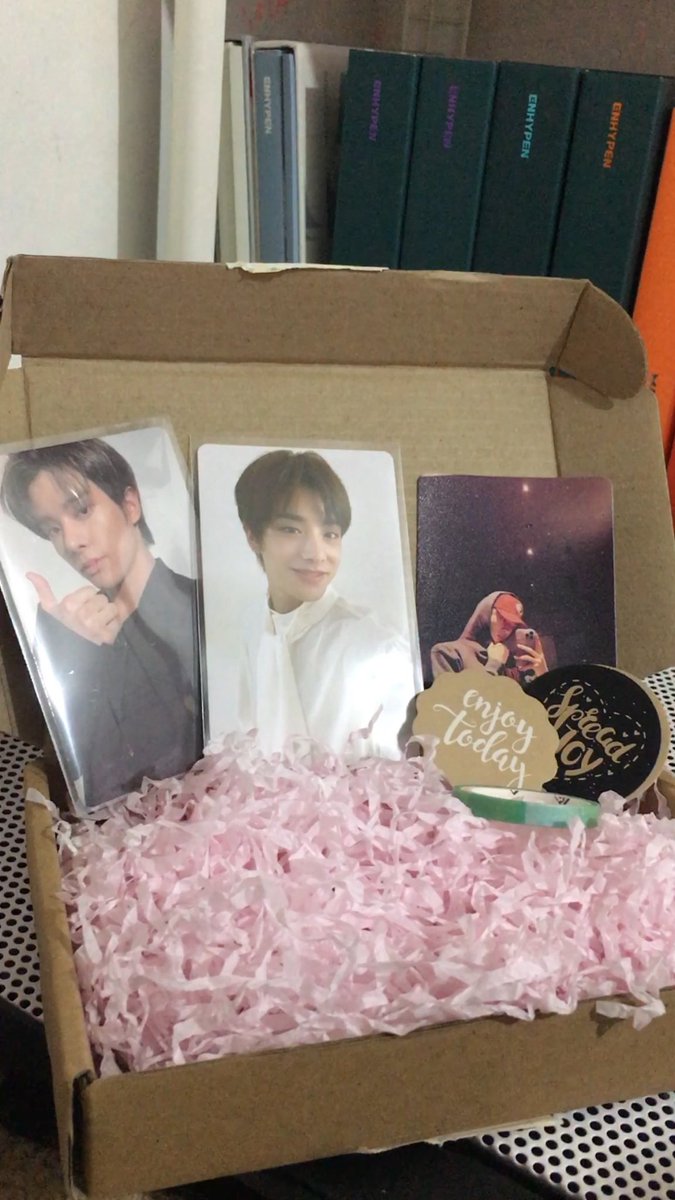 cafaeri's tweet photo. Love Mail! <33
#jaemail⋆⁺⋆ ☾⋆⁺
Hi! jake came home safelyy huhu😭❤️ super sparks 😔 tysm!
- {@hamziejcoll / #pollyproofs} https://t.co/sx2ml1kJSk