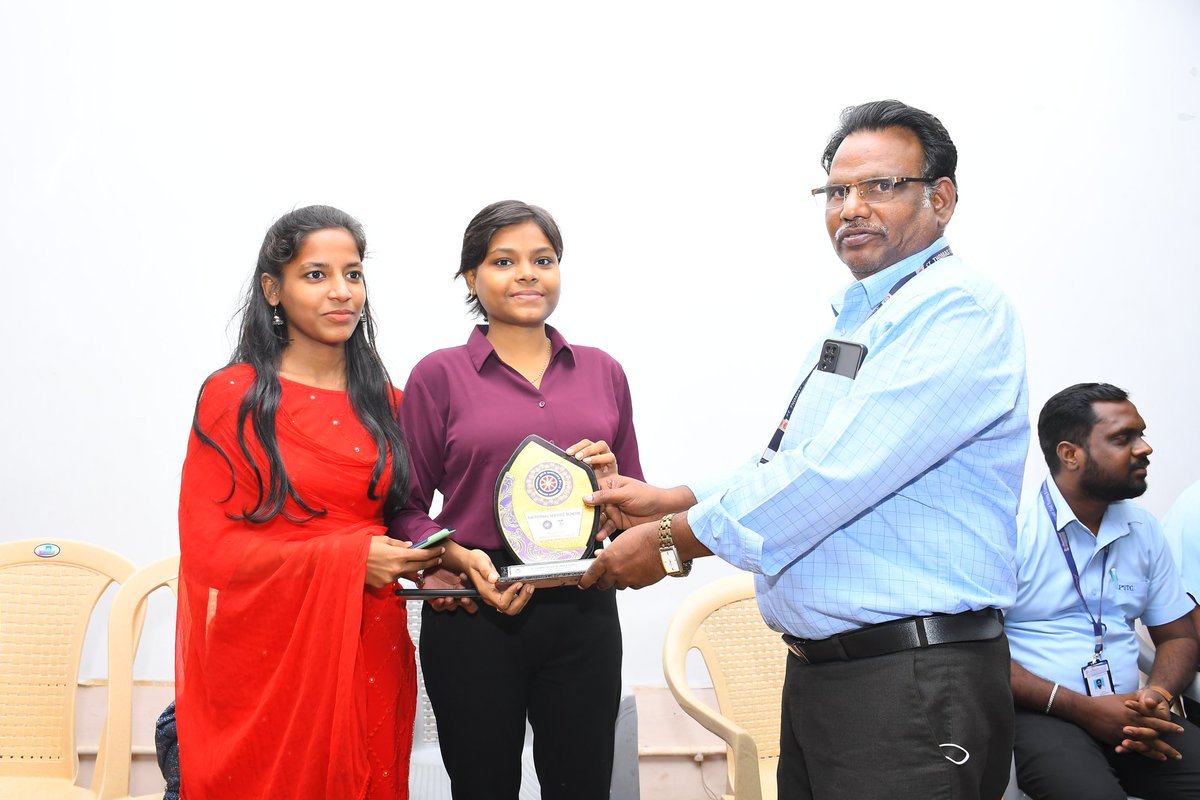 Nss_Stcas107_Ch's tweet photo. NSS Day Celebration | 'Awareness about Safety Live' - Orientation Programme | 30.09.2022 | 11.30 AM to 3 PM

Morethen 120 Volunteers participated

@NssUnom @NSSIndia @NSSChennai @NSSCHENNAI1 https://t.co/dQ0NPRqpZb