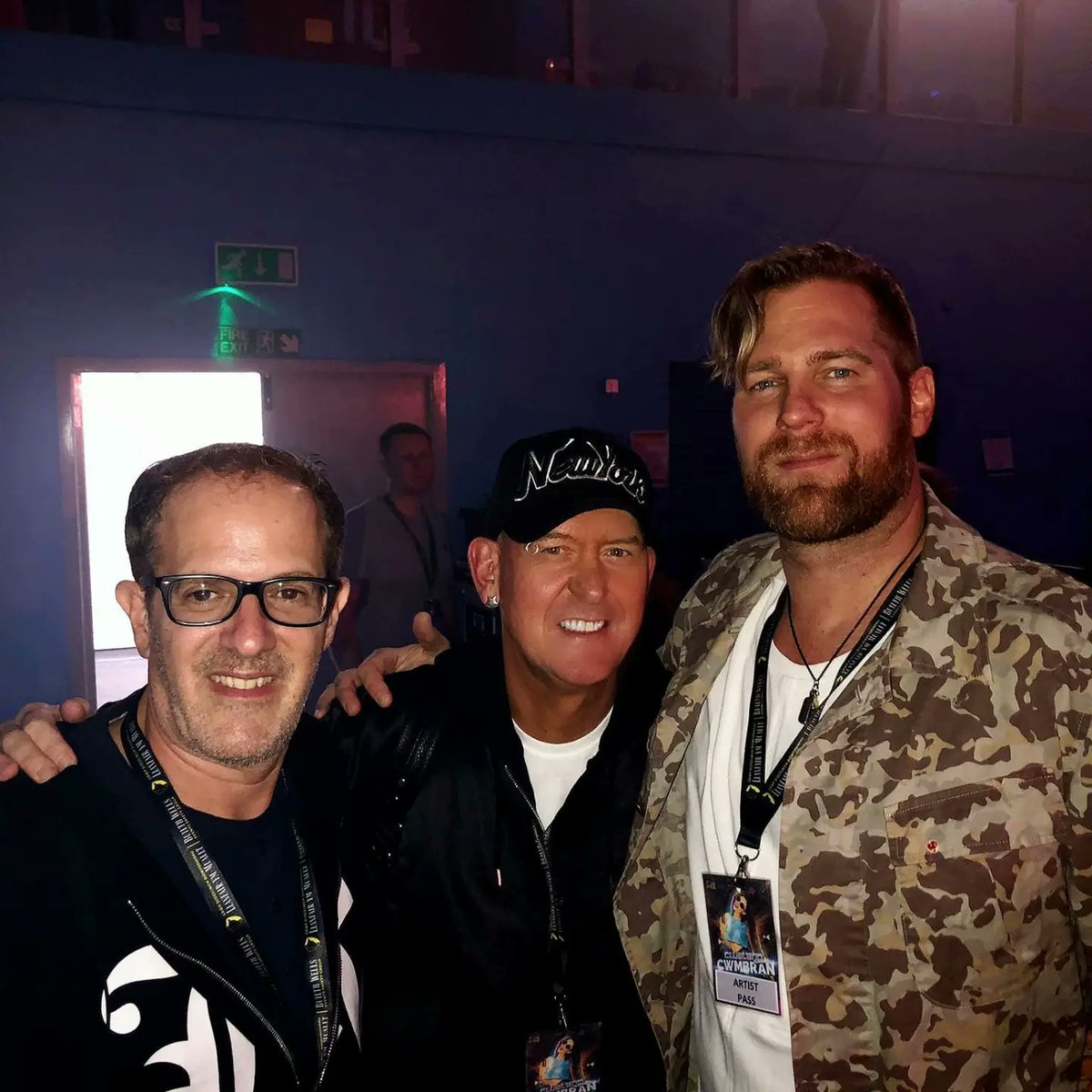 mickymodelle's tweet photo. What an Amazing Weekend.Met some lovely people โค๏ธ thanks To Shorefest for looking after us so well
#MickyModelle #walesravers #ilovemyjob #dancinginthedark #clublandevents #tourlife #ClublandMusic https://t.co/NMRuEI7lv7