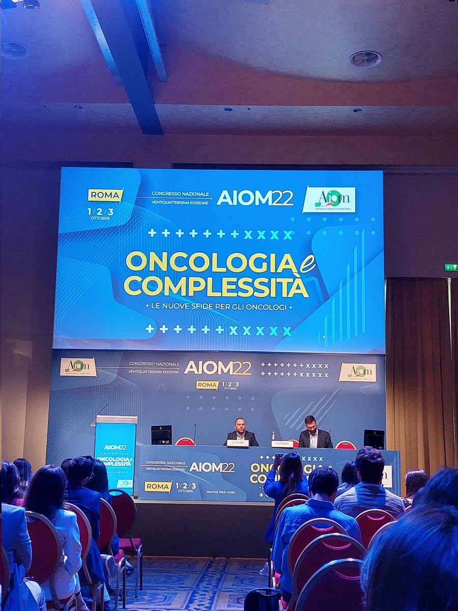 Great session #AIOM22 focalising on cancer in young adults moderated by @paslombardi. @AIOMtweet