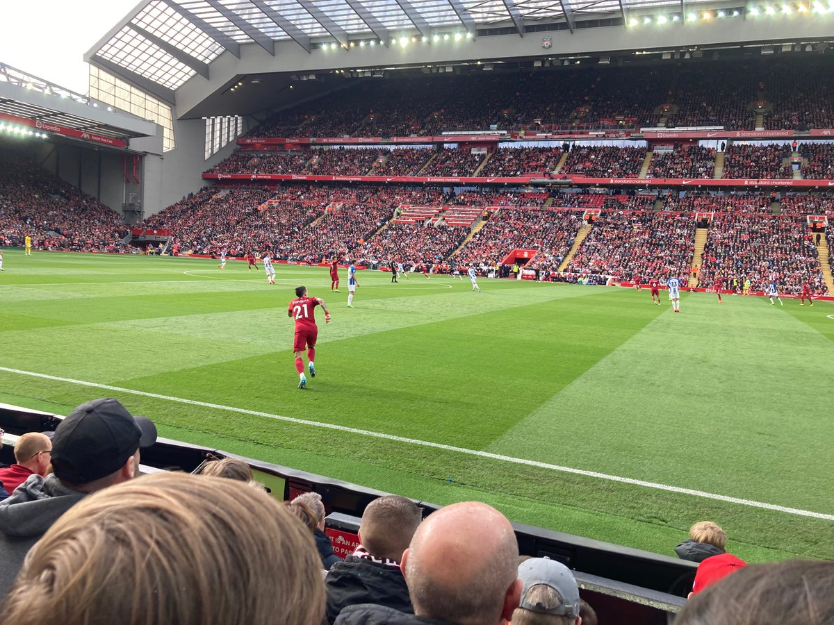 AustriaLfc's tweet photo. @_8clx Guy‘s a hero. Got me this seat yesterday for fair price. Thank you!! https://t.co/U6SSRXpOnQ