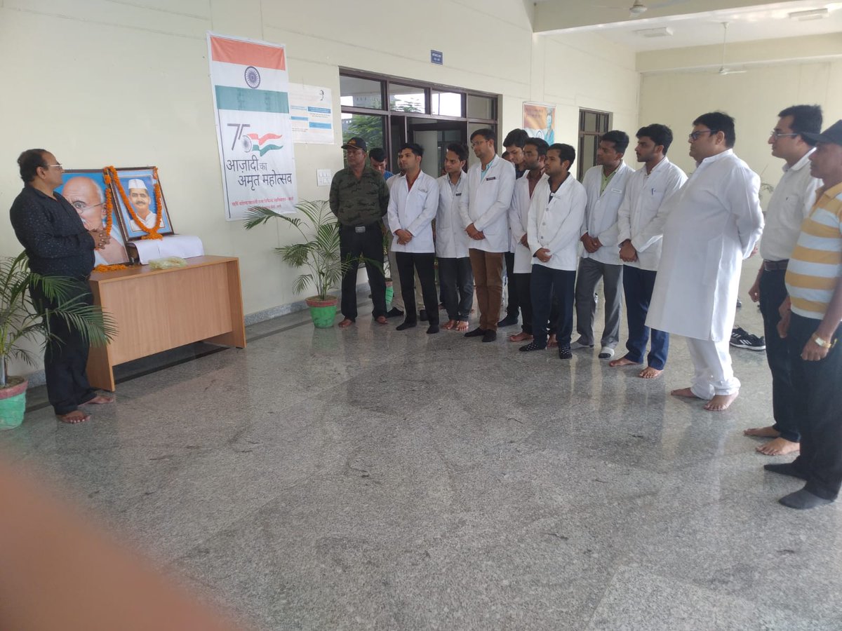 asmcbasti's tweet photo. #Gandhijayanti #LalBahadurShastrijayanti
At MVASMC Basti @asmcbasti  Celebrated with resolution to keep good moral values and to keep the Nation first....@MeUPGovt #DGMEUP https://t.co/QDjc6p4c5C
