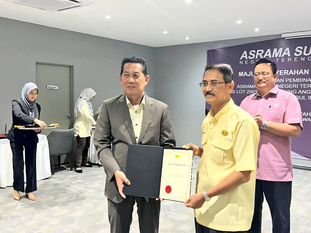 PasukanProjekTrg tweet media