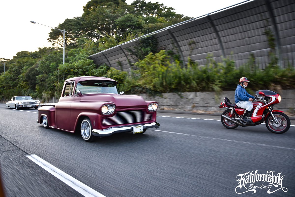 kalifornialook's tweet photo. Go Back to Y-Town
With Kustom &amp; JDM

#customhill 
#customhillreunion2022 https://t.co/iC6g3dg1in