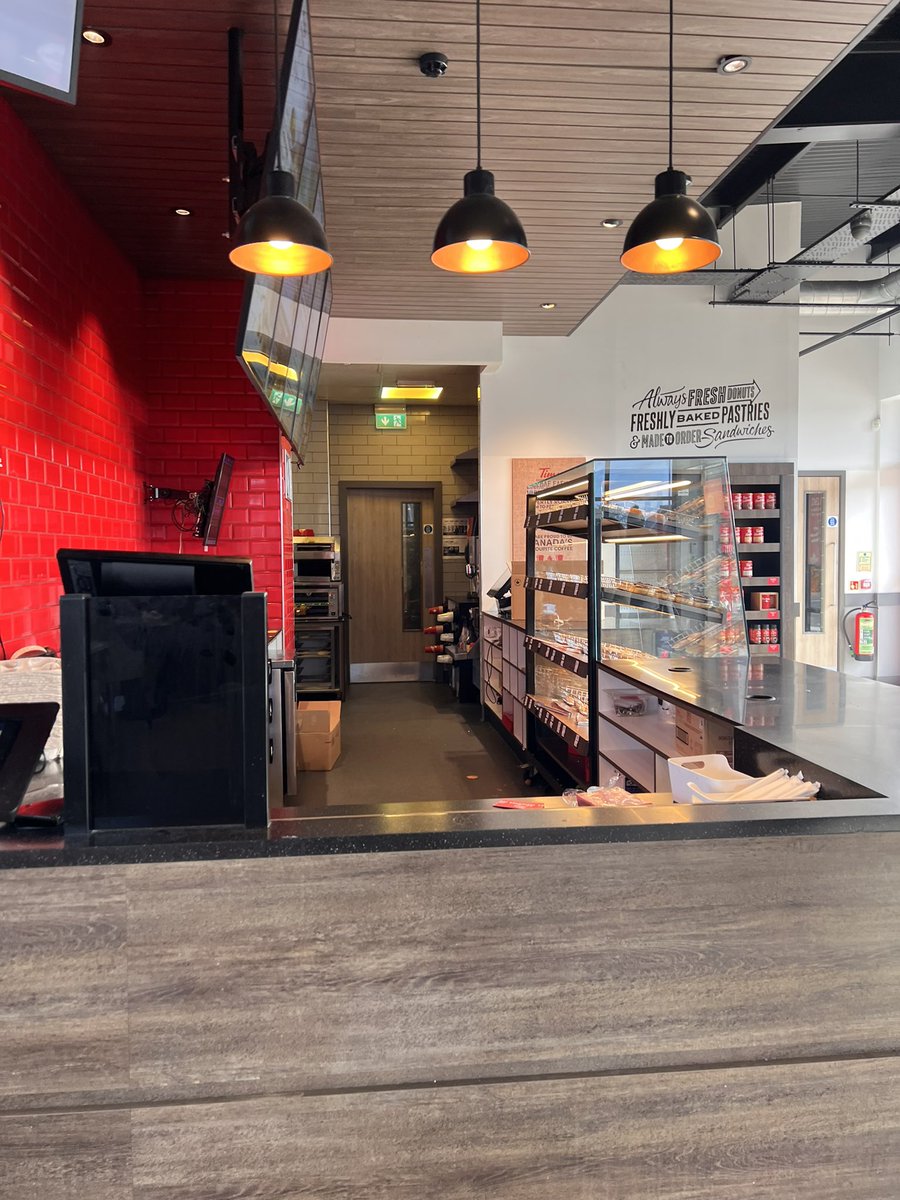 HMA_Ltd's tweet photo. @timhortonsuk what a joke! 31 minutes for a breakfast with a drink arriving 12 minutes before the food! You are prioritising the drive through! Go learn from Canada and at least get some front counter staff that care and don’t insult your customers! https://t.co/Kc55VHgcro