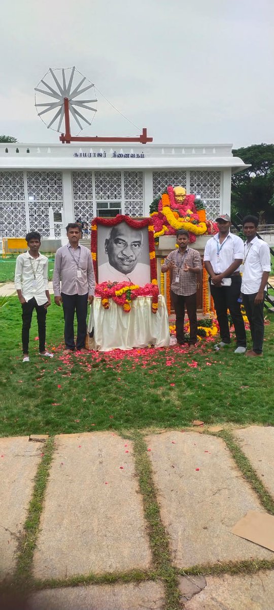 Nss_Stcas107_Ch's tweet photo. Karmaveerar Kamarajar Memorial Day

கல்விக்கண் தந்த வள்ளல், தமிழ்நாட்டின் மேனாள் முதல்வர், ஏழைப்பங்காளர், கர்மவீரர் பெருந்தலைவர் காமராஜர் நினைவுநாள் நினைவேந்தல்...

@Nss_Stcas106_Ch
@Nss_Stcas107_Ch 
@NssUnom @NSSindia @NSSChennai https://t.co/fj9p9qlq2k