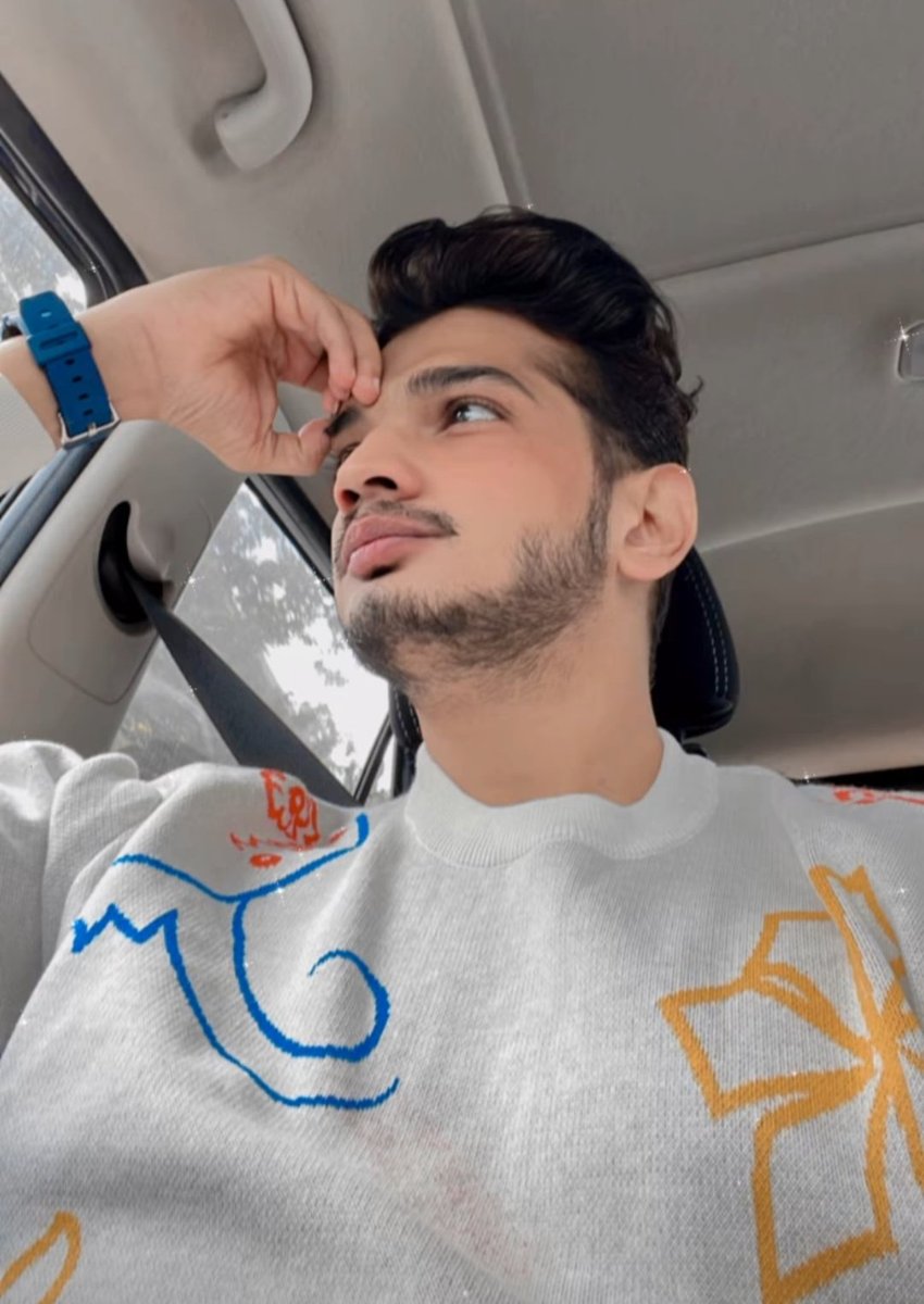 19Rashmi5's tweet photo. His dedication towards his work does inspire us a lot. Whatever he does he tries to excel at that.. That's the quality of a good artist.! 

INSANE CRAZE OF MUNAWAR https://t.co/NDDTXRfprq