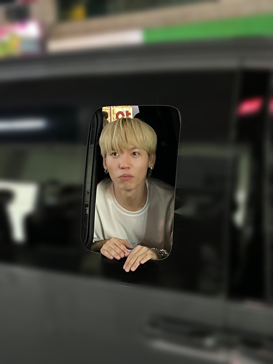 yoshi_eeeeeee's tweet photo. 뭐야!!! 강아지야????? https://t.co/NvzQsy7EN4
