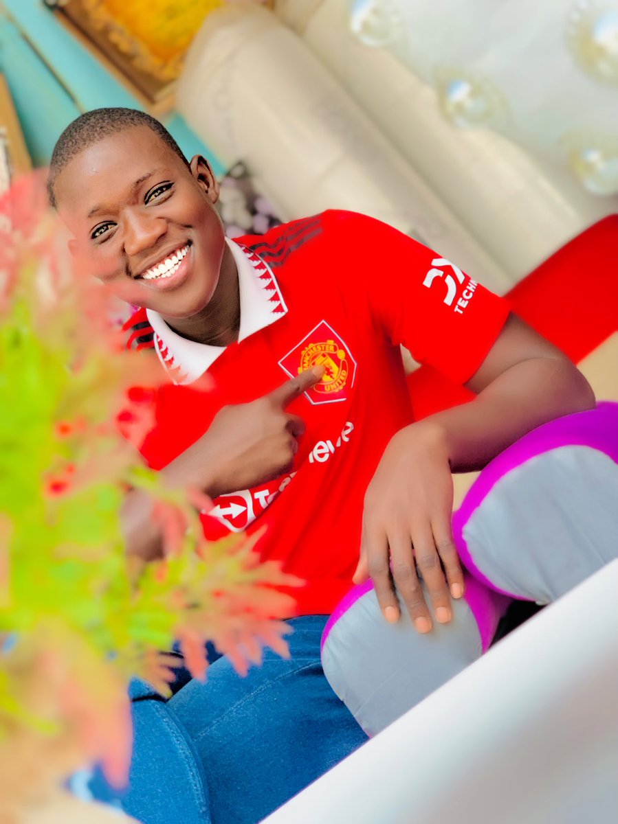 CheexAnta's tweet image. Matche day ⚪️🔴on va gagner unchallah 💪🏾💪🏾💪🏾❤️