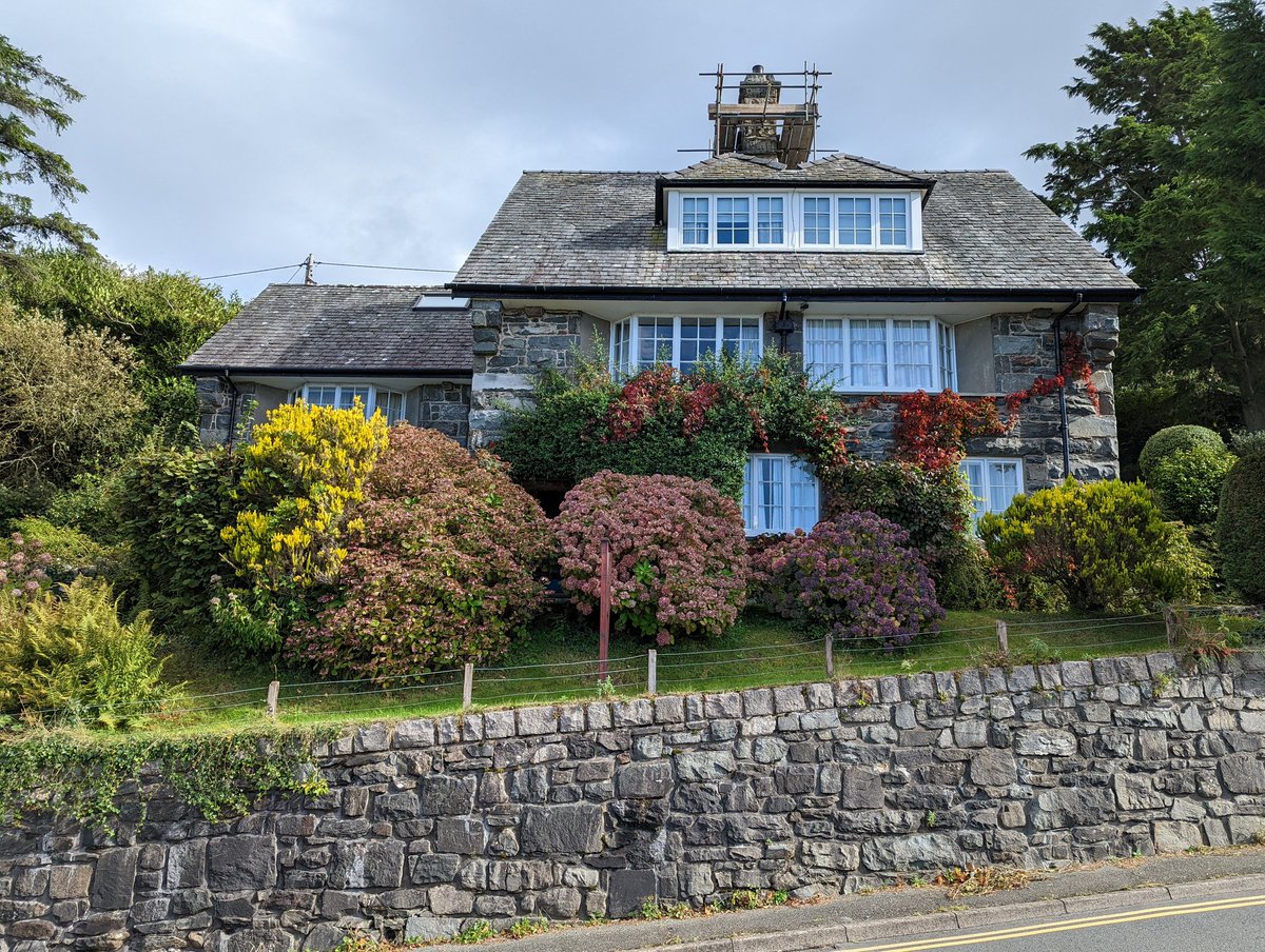 C20 Cymru tweet media