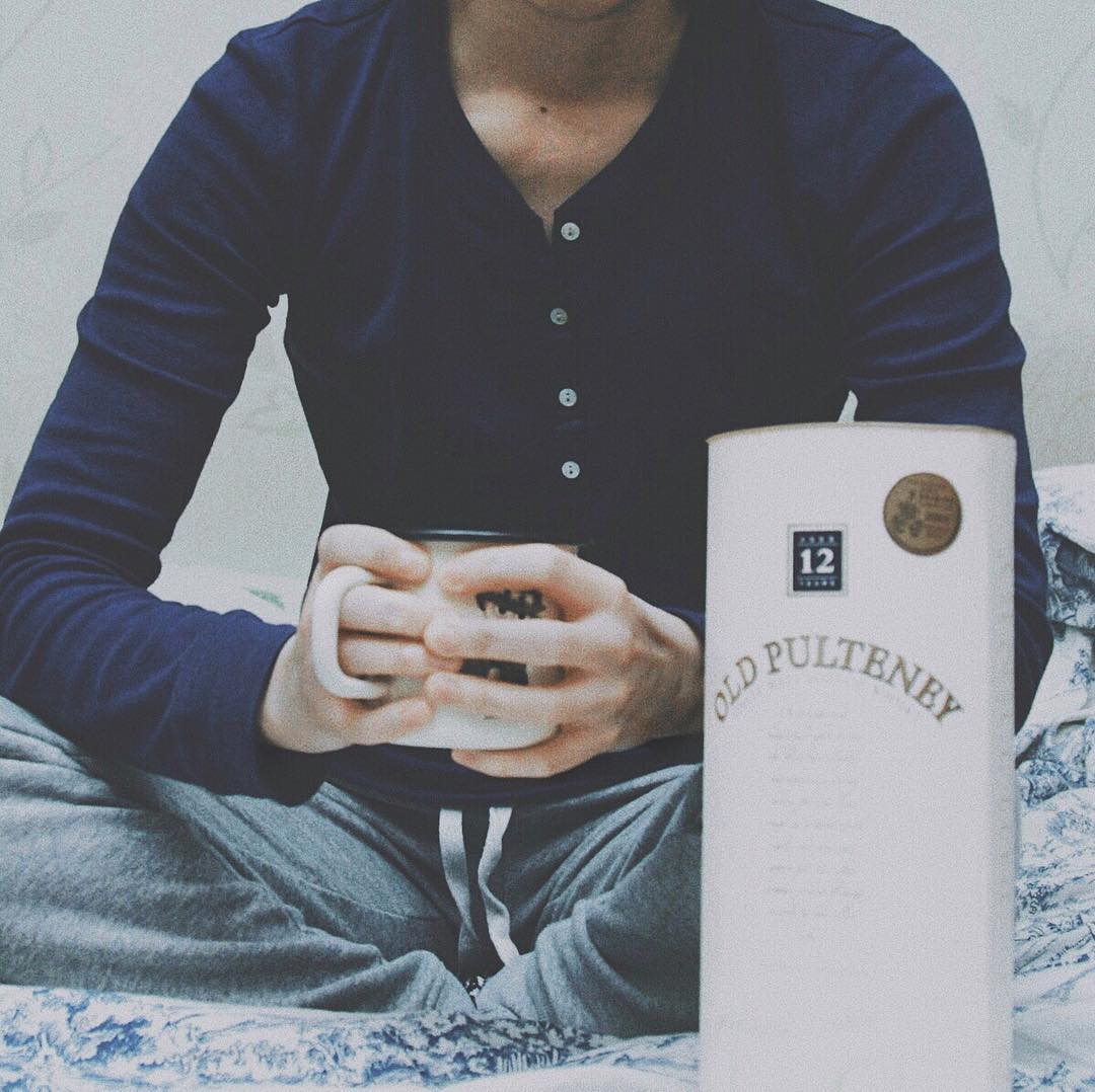 It's time to stay in the bed and warm yourself with a good cup of... tea, of course I mean tea. ) By the way, Old Pulteney 12 y/o whisky is one of my all-time favourites.