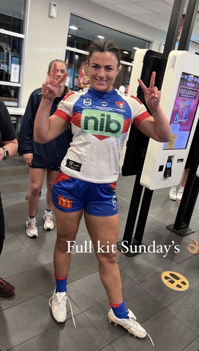 nd21189's tweet photo. Girls rolling into Maccas, Millie in full kit, on the way home to celebrate. How bloody good! Up the Knights!
❤️💙 #NRLW #NRLWGF #NRLWKnightsEels #allredandblue https://t.co/j7euVnRfeH