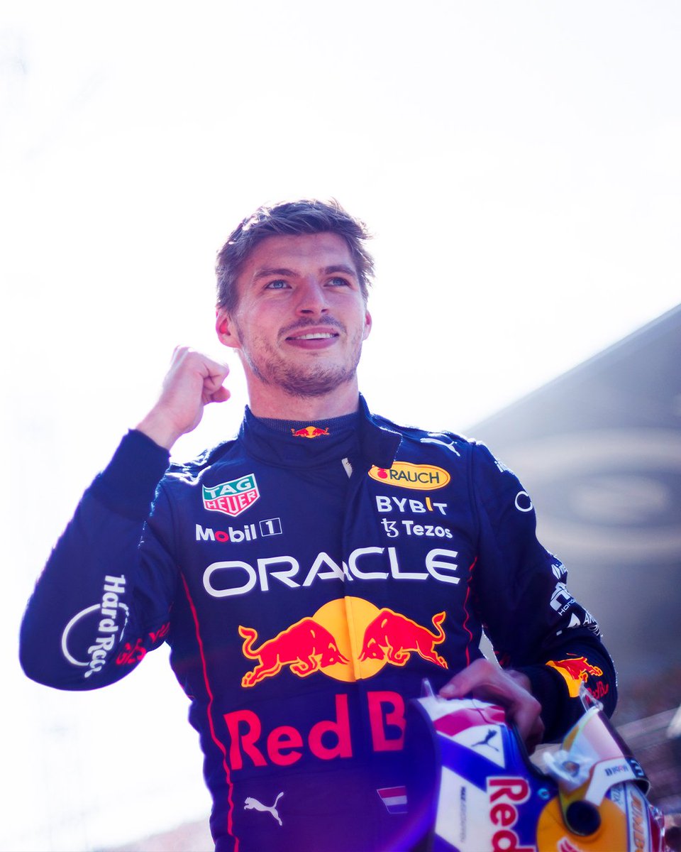 BoschHarrie's tweet photo. Full send today @Max33Verstappen🇳🇱🦁 and @schecoperez🇲🇽 @redbullracing🇦🇹 #Oracle #Carnext
Just score important points today, Max, it's the only thing that matters.
#UnleashTheLion 🇳🇱🦁
#GPSingapore #F1 https://t.co/VwH6AK9nfg