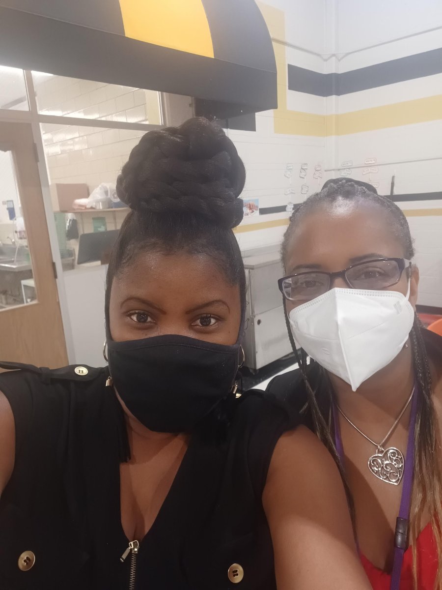 BrownElem's tweet photo. Our #ParentU Game Night was a huge sucess! https://t.co/qetdXTxIfG