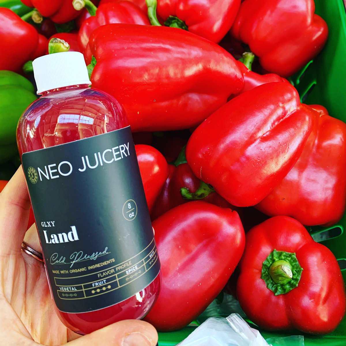 Neo Juicery tweet media