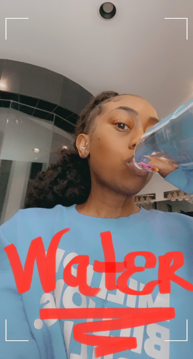 I try to make sure I drank a few bottles of water each day😊besides it helps ya health &amp; skin☺️