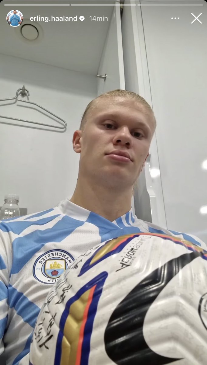 Footballtweet's tweet image. 