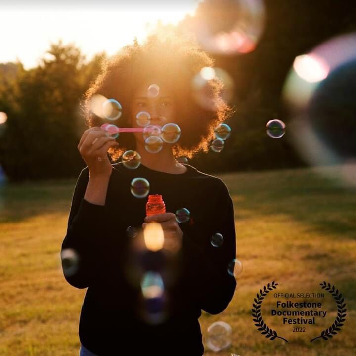 Join Stone Club on a filmic dance through the landscape and ancient sites of Britain. From beating the bounds and folkloric dances to bouncy Stonehenge.

1/2

creativefolkestone.org.uk/whats-on/folke…