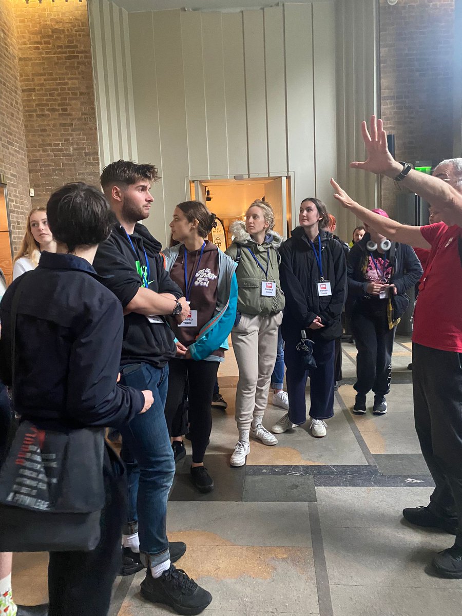 Fabulous trip to Stratford Upon Avon this weekend! Thanks to our wonderful teachers for making it happen. Great to see Newpark drama students back enjoying the RSC!
<a href="/ShakespeareBT/">Shakespeare B Trust</a> 
<a href="/TheRSC/">The RSC</a> 
#beyondtheclassroom