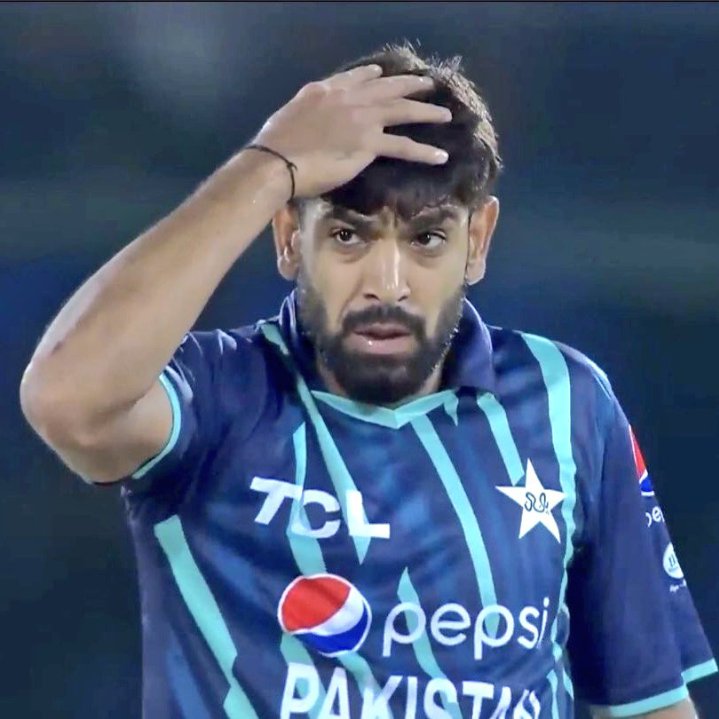 danish_baltee's tweet photo. ʜᴀʀɪs ʙᴇ ʟɪᴋᴇ : sᴀʟᴀ ǫɪsᴍᴀᴛ ʜɪ ᴋʜᴀʀᴀʙ ʜ...
#PakvsEngland2022
#PakvsEng2022 https://t.co/J1475df1mv