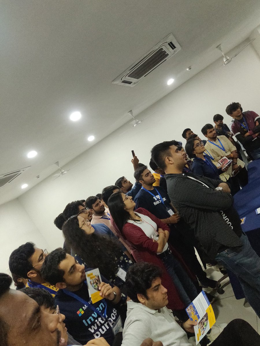 Parthbansal05's tweet photo. It's been an absolute blast attending my first #hackathon #hackvsit
Been inspired to work even harder
@VIPS_ACE @MLHacks https://t.co/0o9yfjT5pK