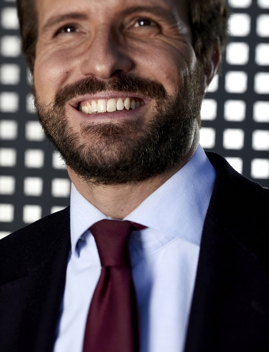 Al PP estaven en contra de Pablo Casado i el van fer fora. Amb una manifestació davant de la seu del partit. Però els independentistes no podem dir que no volem la Carme Forcadell. Avui només la defensen els que viuen de la política. El motí no l'aturaran.