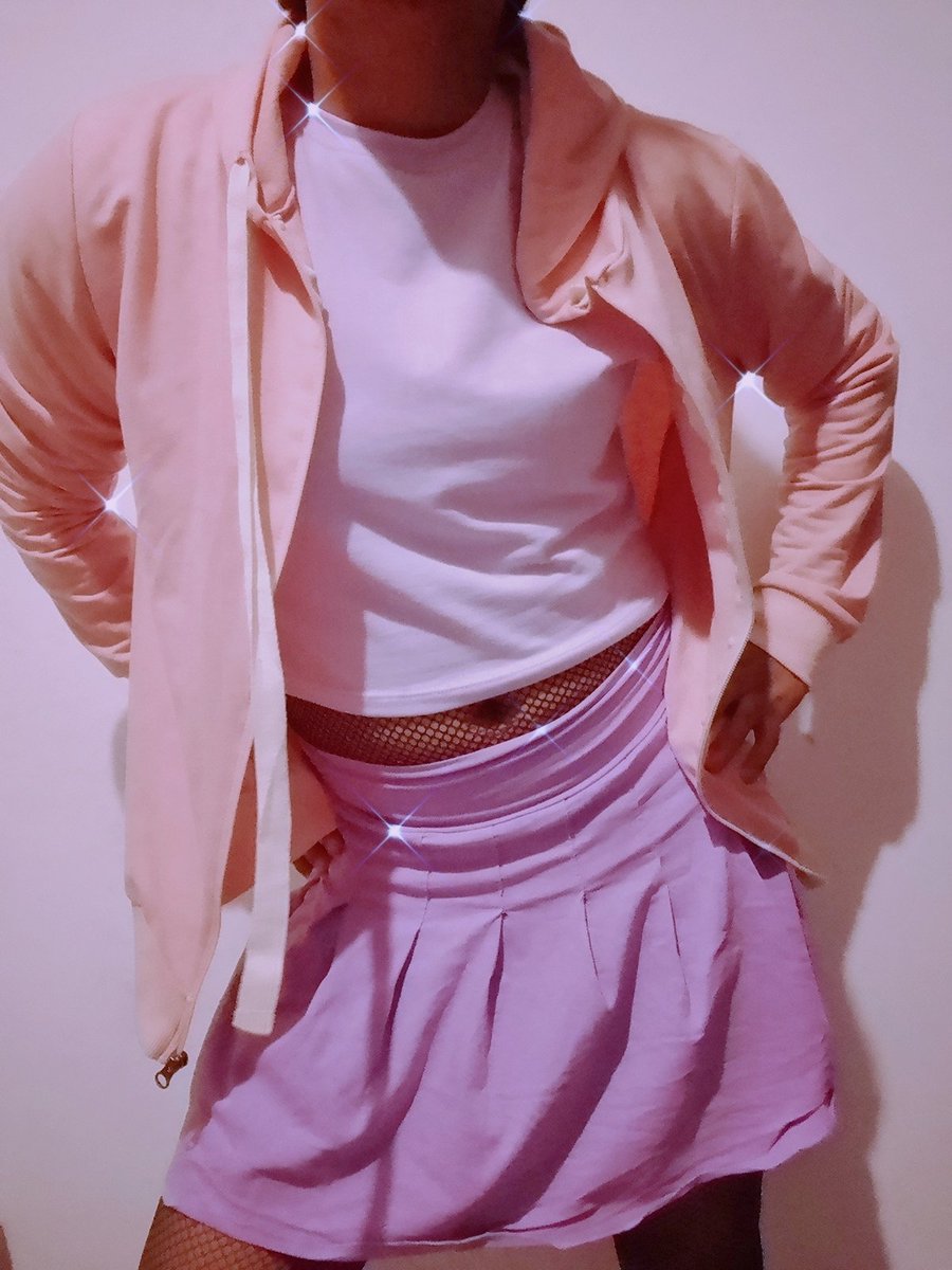 LilaFemboy's tweet photo. Not enough pink &amp; Lila 💕💜 https://t.co/Wm3i0L5ViN