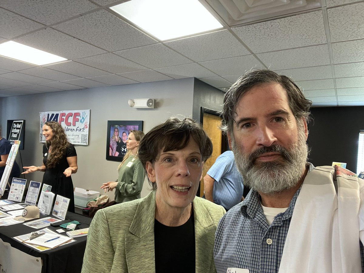 CFroh's tweet photo. What a great #HealthFreedom event with heroic #FrontlineDocs Furey (pictured), Marik & Malone. VAMFA Recording on vacks injuries & biowar-based shots: https://t.co/ppT0CdkftJ @AmandaChaseVA @Covid19Critical @AAPSonline https://t.co/jgYm76LONJ