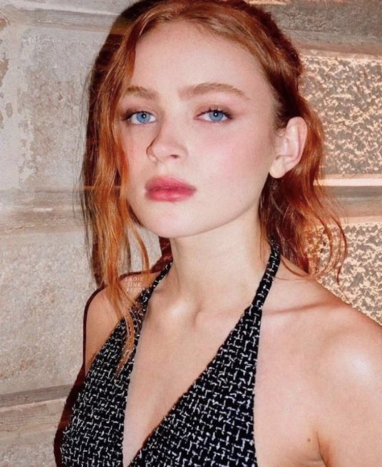 FiImUpdate's tweet image. People Magazine reports Sadie Sink and Jenna Ortega are dating.

(people.com/tv/sadie-sink-…)