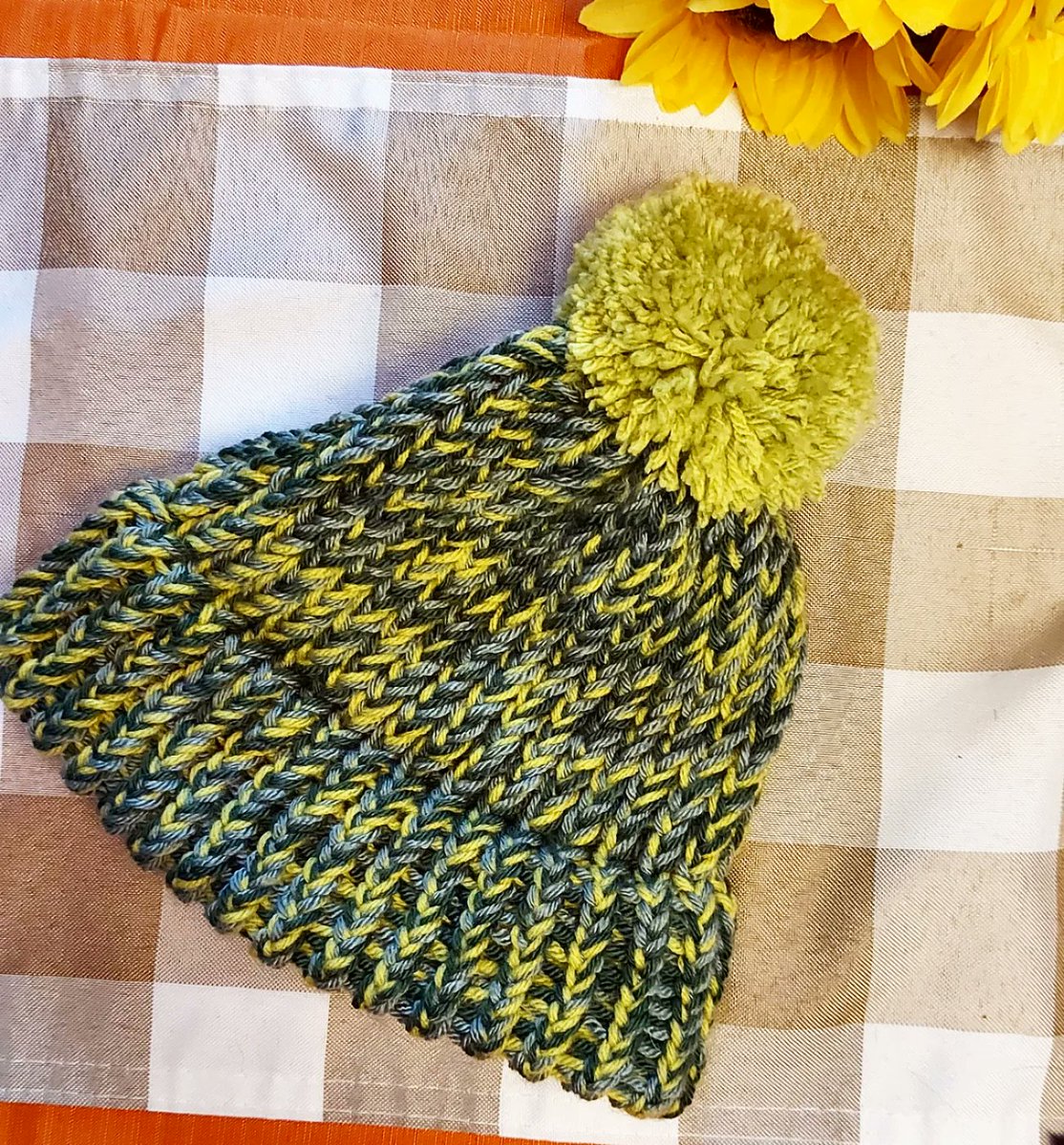hatswithpurpose's tweet photo. Greens 💚
#yarnhoarder #yarnlove #yarnaddict #yarnfriends #yarnhaul  #yarn #yarntok #craftroom #crocheting #crochet #craft #crochetaddict #crafts #crafting #crafty #crochetaddict #crochet #chrochetlove #loomknit #loomweaving #knitting #loomknittingaddict https://t.co/QFzK8Ud0Ro