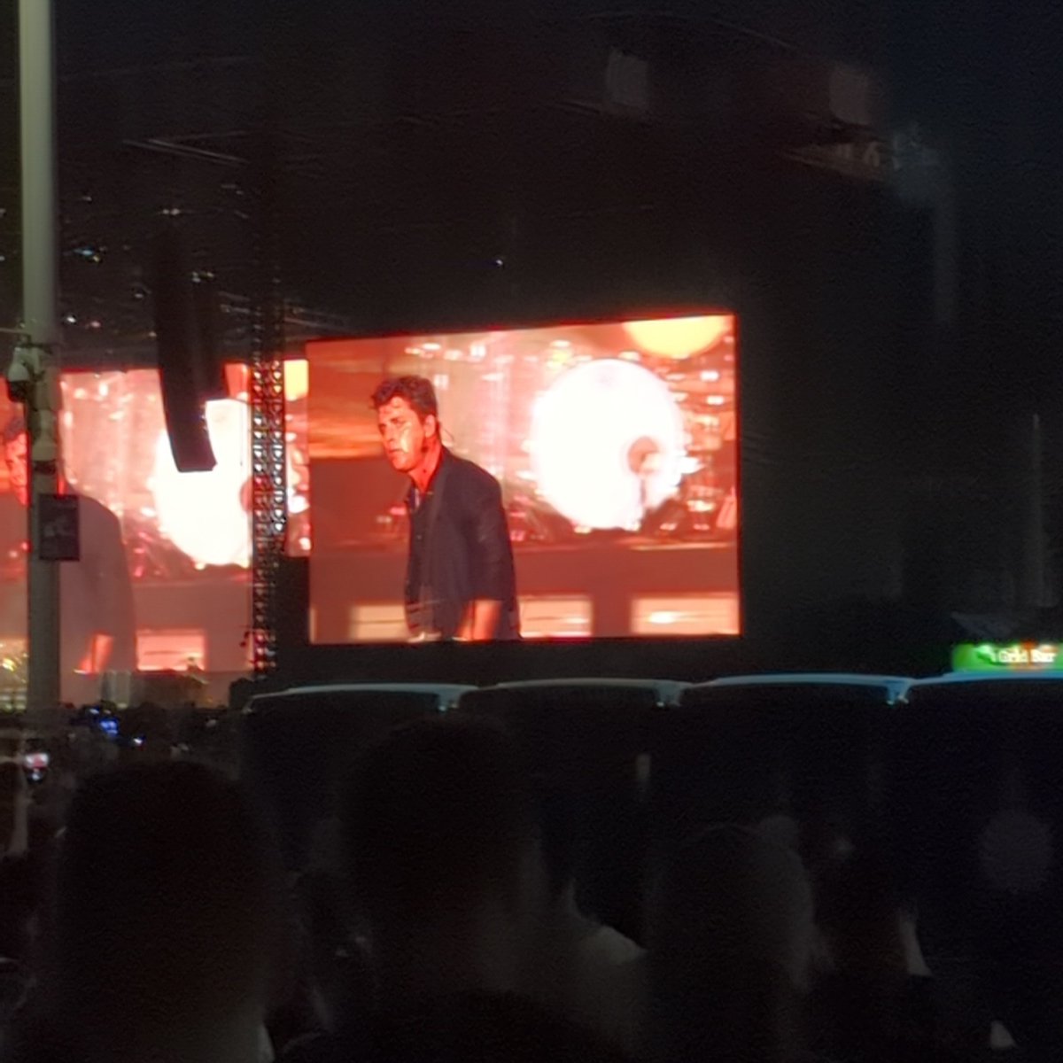 JoshTheTallGuy's tweet photo. Actively watching Green Day play Jesus of Suburbia.

8th grade me can die happy. https://t.co/NpUlS6IfWI