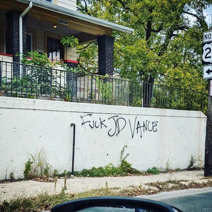 Feminist Flag Corps tweet media