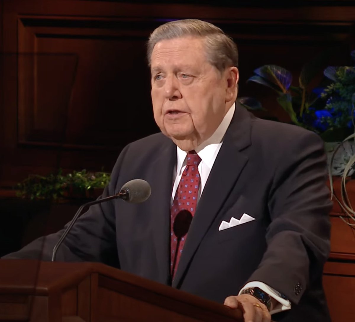 “As we take up our crosses and follow him, it would be tragic indeed if the weight of our challenges did not make us more empathetic for and attentive to the burdens being carried by others.” @HollandJeffreyR | #GeneralConference