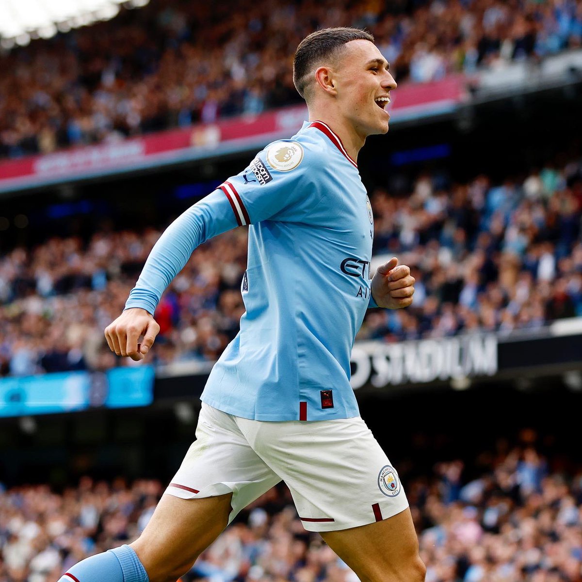 Phil Foden tweet media