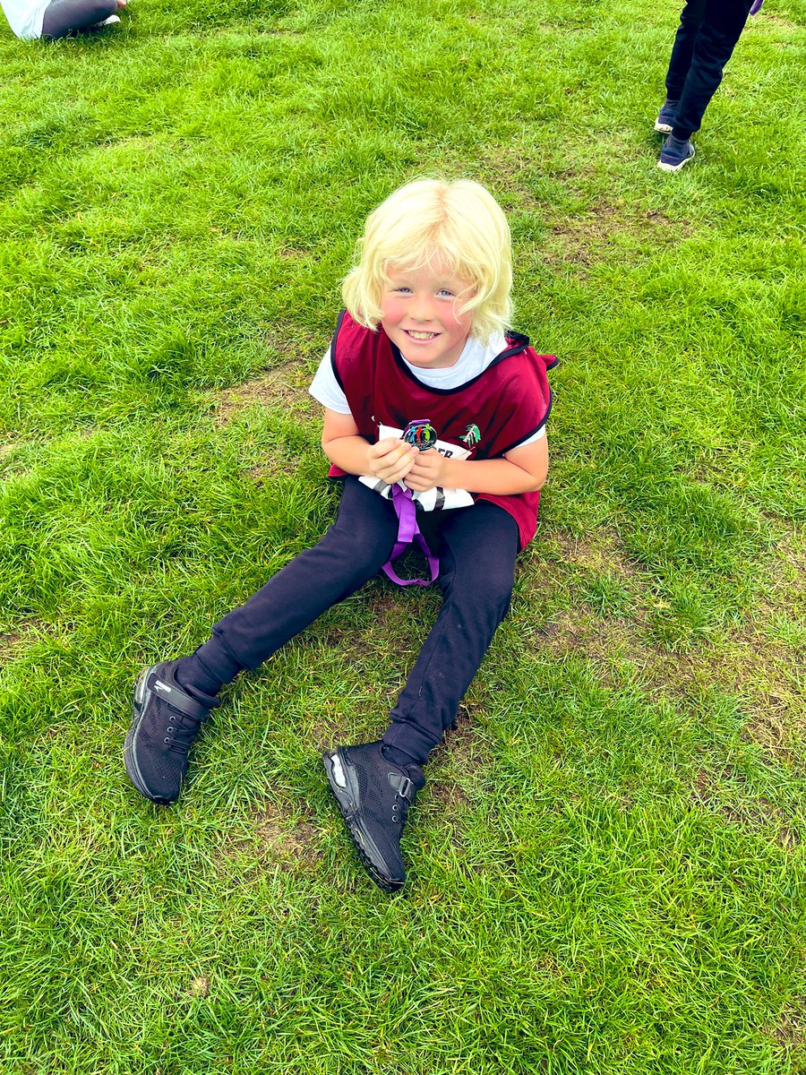 LomasHaley's tweet photo. Amazing running this morning in the Abbots Tough Ten🏃🏼‍♂️🙌🏻🏅

@AbbotsPrimary @MrsBatchelor1 @TottmanC https://t.co/N68vABWYeT