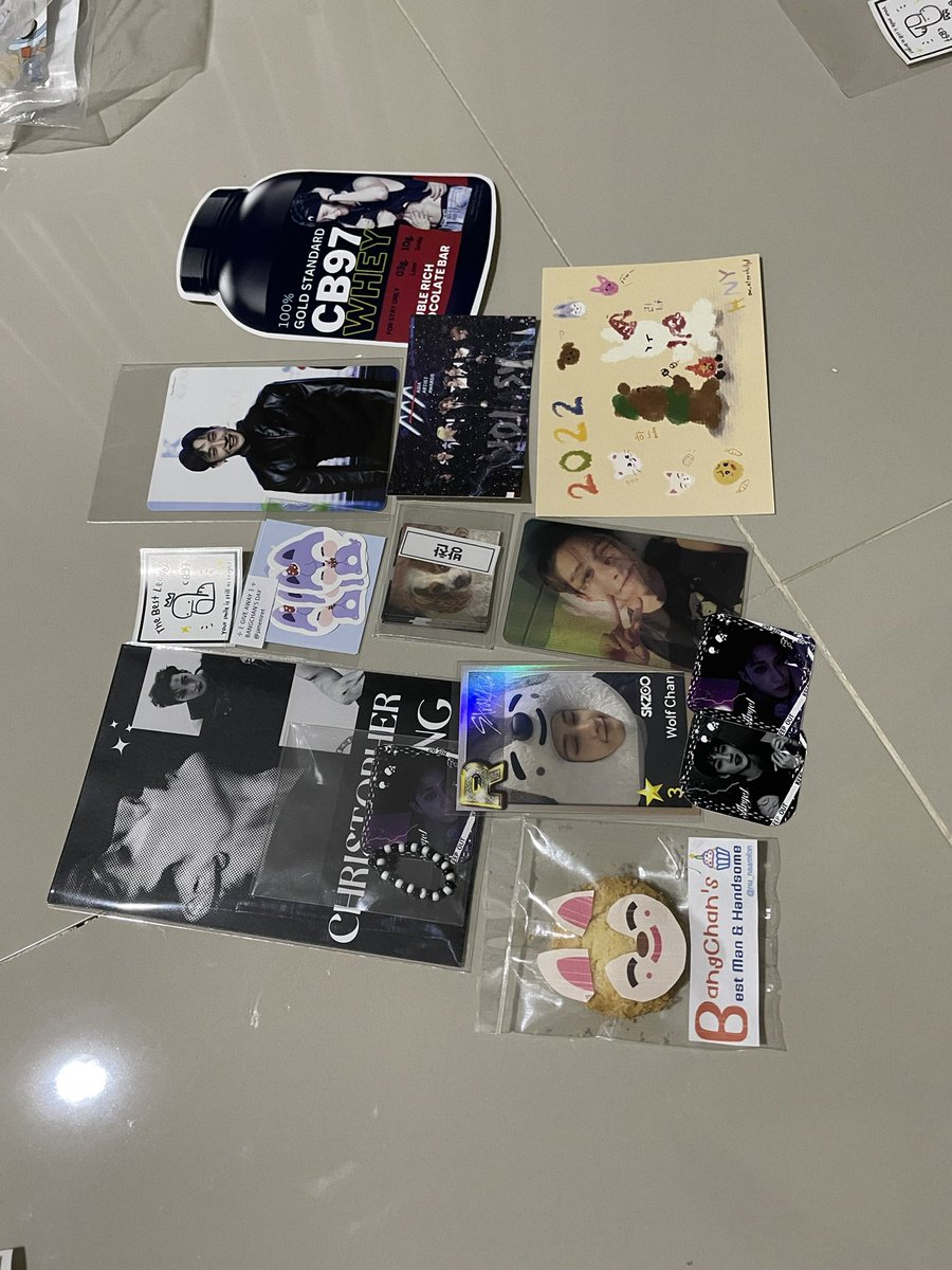 nutt27127364's tweet photo. ขอบคุณกอวน่ารักๆจากงาน #LivingForBangchanSmile และ #missingCB97_1003
บรรยากาศงานทั้งสองน่ารักอบอุ่นเต็มไปด้วยพี่ชานและสเตย์ที่น่ารักเต็มไปหมดเลย🥰 ขอบคุณผู้จัดงานทั้งสองงานและเจ้าของกอวทุกคนเลยนะคะ 💕 https://t.co/MMLXSKw90T