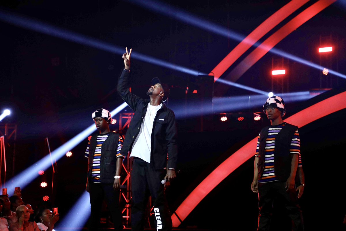 Robot_Boii's tweet photo. THANK YOU GUYS ❤️💛💚!!! #IdolsSA #RobotBoii @IdolsSA 

📸: @Askfor_Merci https://t.co/zCKy7IPalI