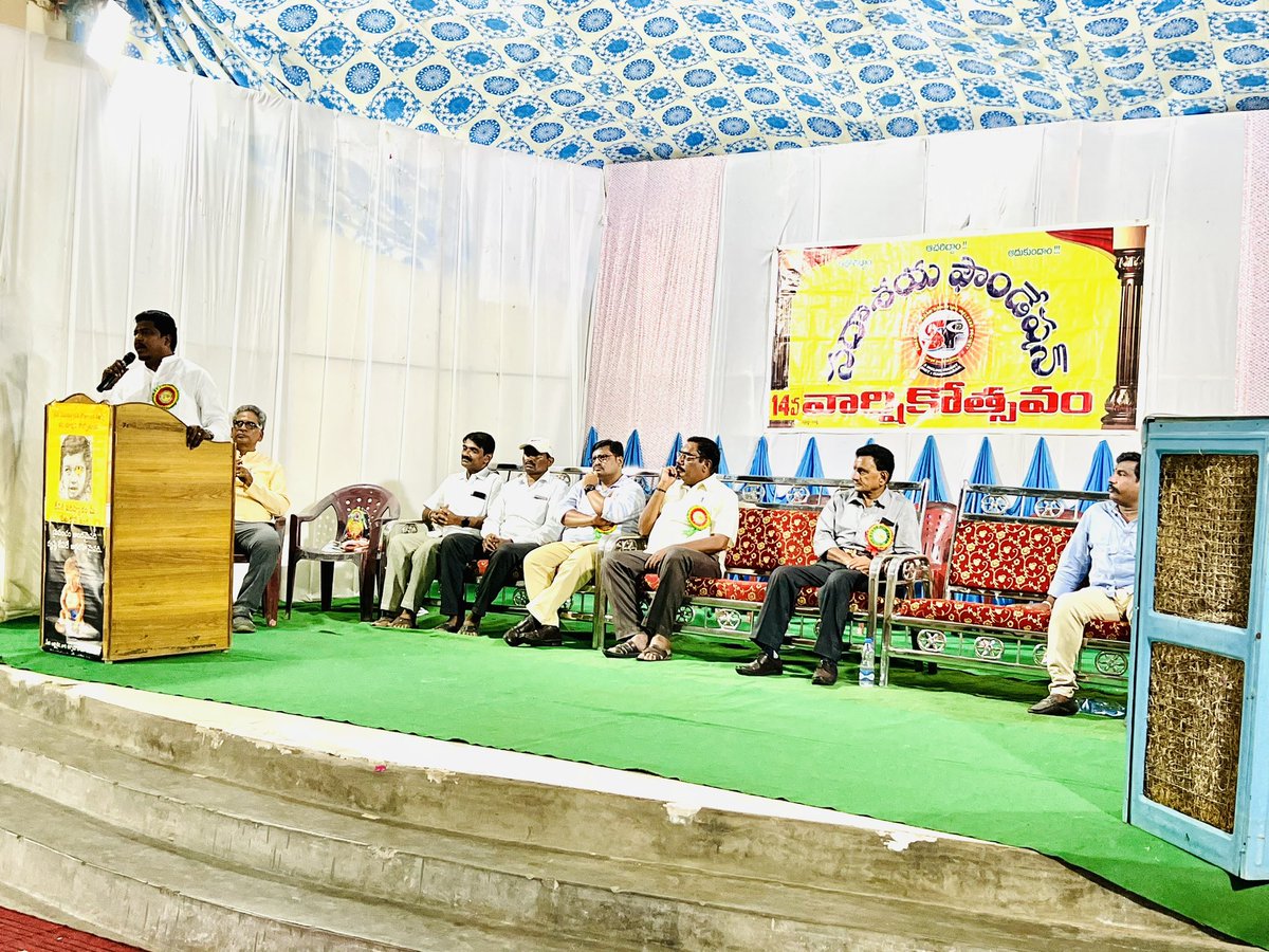 Jeevandants's tweet photo. Participated in Sadasaya Foundation 14th Anniversary Celebrations at Godavarikani and felicitated the Donor families 

@SwarnalathaGud2 @trsharish @NottoIndia @tsrtcmdoffice @Singareni1 @jeevandanpro @TelanganaCOPs @ts_health @dme_telangana https://t.co/pa3ckL3ABJ
