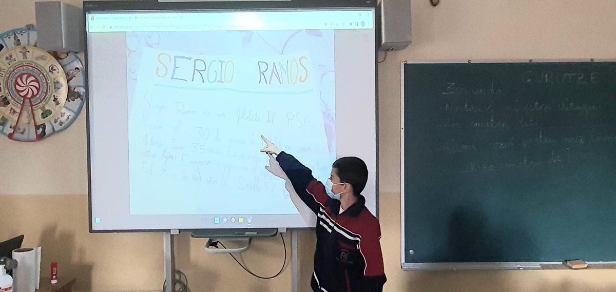 PSEulaliaIkast's tweet photo. 🗣️💚 Siempre es positivo para nuestro alumnado hablar de sus pasiones, tener la #oportunidad de #expresarse. Lo hacen a través de las exposiciones orales que presentan ante sus compañeras y compañeros.
#Patronato #SantaEulalia #Santurtzi https://t.co/e2SrdjtI9B