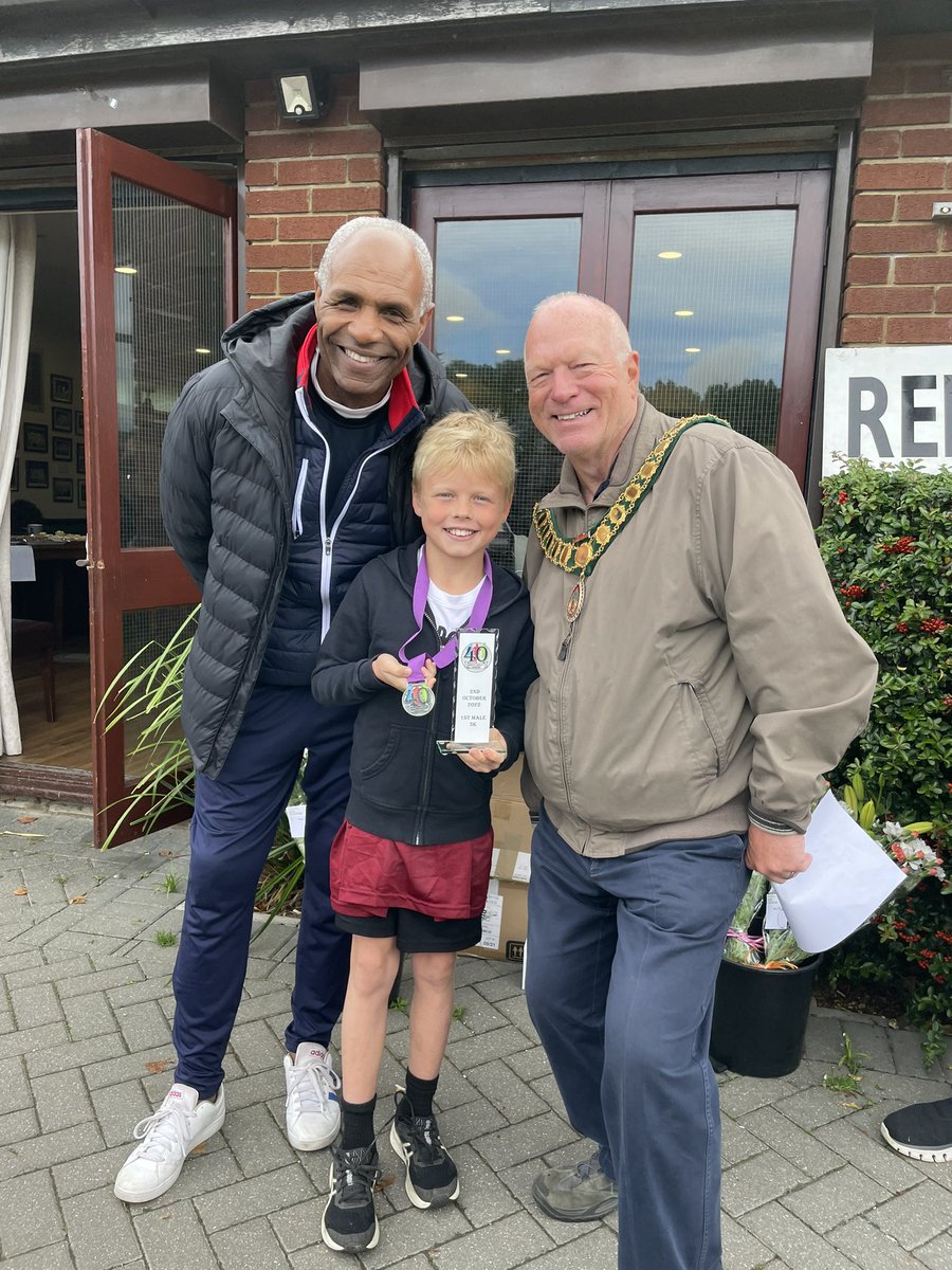 SwintonMrs's tweet photo. Huge congratulations to three of our year 6 children who won ๐ฅโFirst Boyโ๐ฅโSecond Girl and ๐ฅโThird Girlโ in the 3k race this morning! @AbbotsPrimary @StanwayMr @Y6Wells #toughten #runforfun #3K https://t.co/c7RBFeOIda