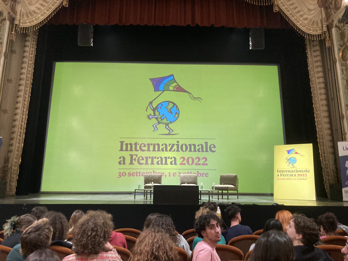 fondunipolis's tweet photo. Abbiamo un sogno. Sta per cominciare il secondo incontro di #Unipolis a @Internazfest sulle nuove forme di mobilitazione che stanno trasformando la partecipazione dei giovani alla vita pubblica https://t.co/HD0SlHNijV