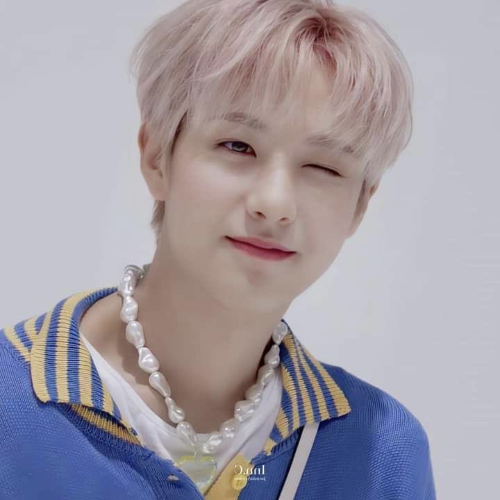 eyereadlots's tweet photo. i miss him #이거런쥔 💛 https://t.co/EiLaCcrYQI