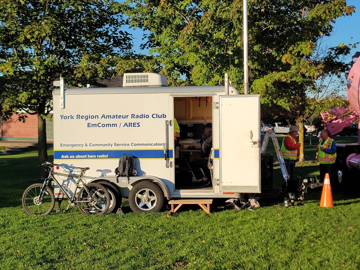The York Region Amateur Radio Club setup and ready to go at the 2022 Run for the Cure Event. Richmond Hill Ontario.#CIBCRunfortheCure