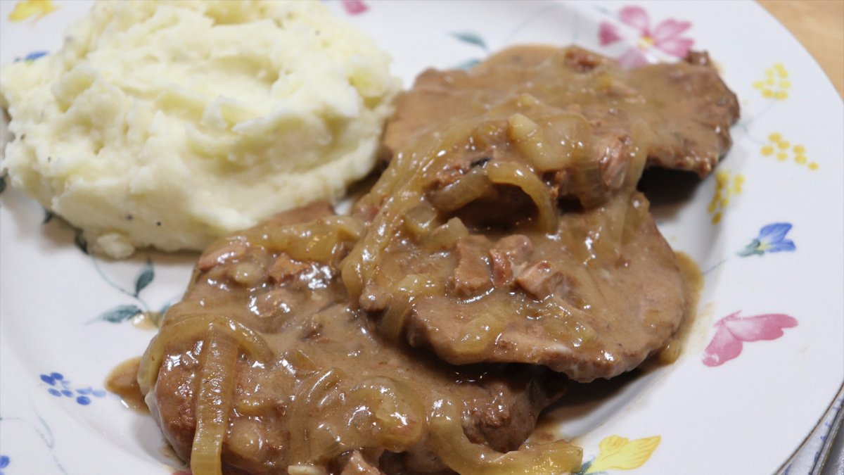MOLCS_'s tweet photo. Crockpot Cube Steak & Gravy ππ https://t.co/Zfb3hOCYtt #molcs #easyrecipes https://t.co/40vqDaw0Ra