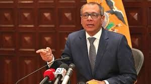 MashiRafael's tweet photo. Hoy se cumplen 5 años de infame prisión de Jorge Glas, tramada por Moreno para destruir la Patria
Preso por «la fuerza de las circunstancias» como se dijo cínicamente, ya que no hay prueba alguna en su contra
Resiste Jorge.
La nube de tragedia no es eterna
Un abrazo a tu familia. https://t.co/kWCEx9NhWc