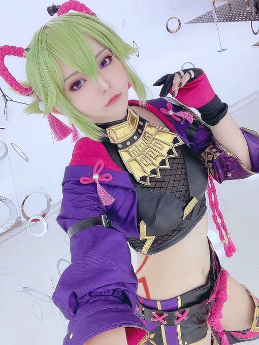 コスプレイヤーくれのTwitter画像32