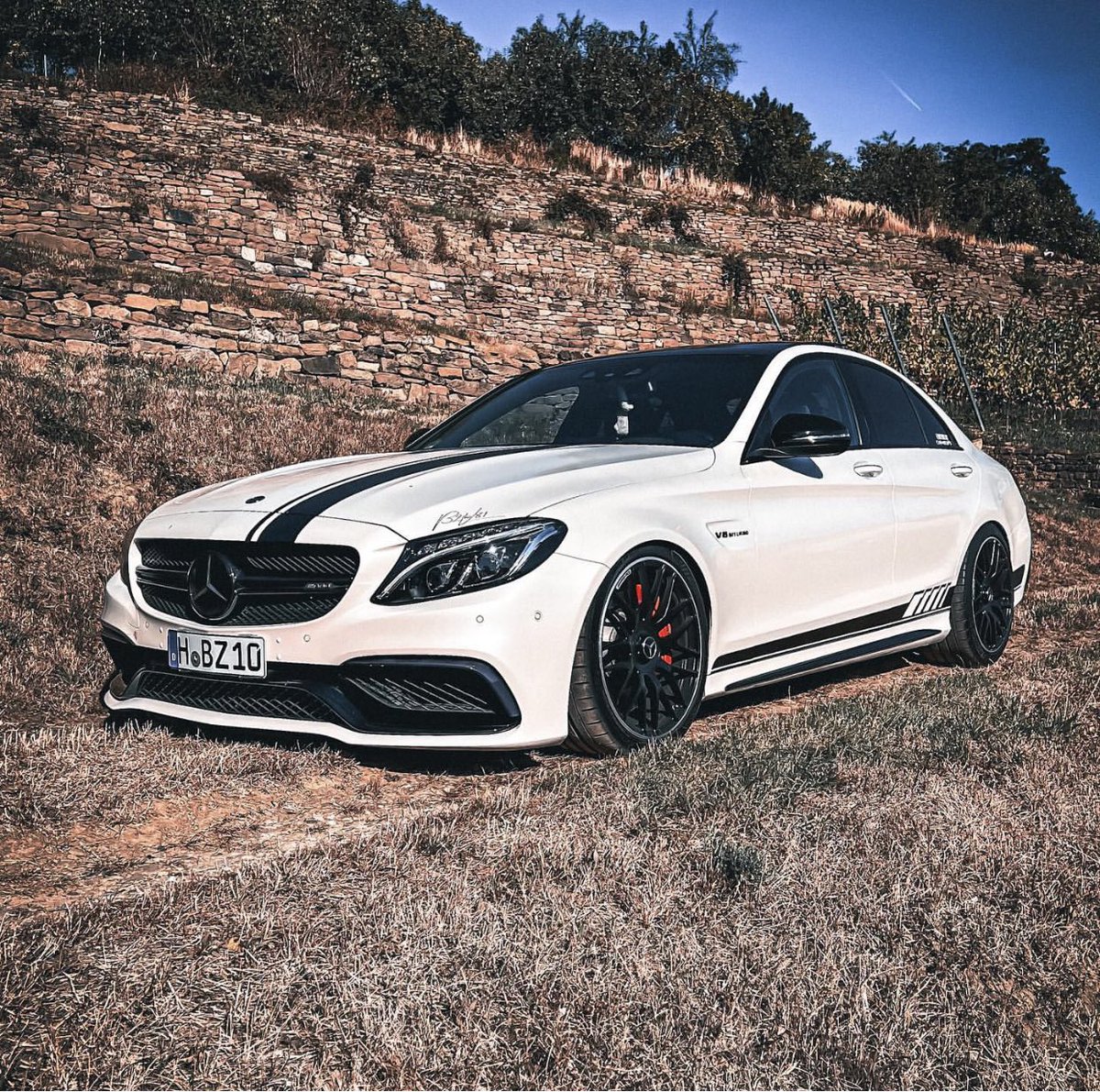 carpxrnpicx's tweet photo. C63s AMG https://t.co/cl6v6Sjwg7